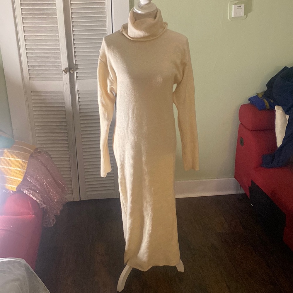 cream king sweater dress.